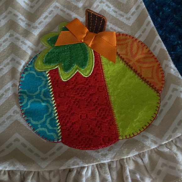 Fall boutique set - Picture 3 of 6